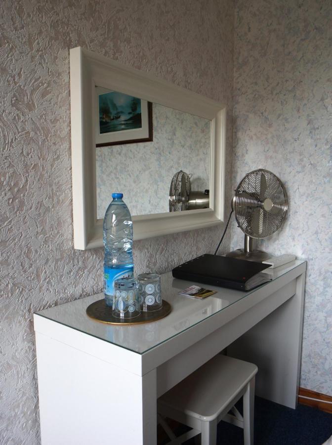 Bed and Breakfast The Silent Picket Martinpuich Экстерьер фото